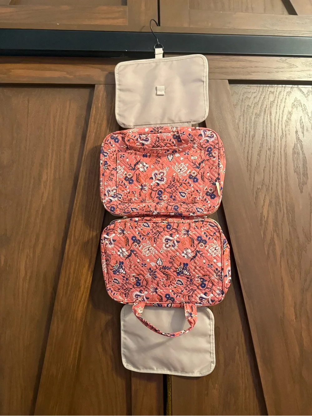 BAGSMART Paisley Toiletry Travel Bag with Hanging Hook & Makeup Cosmetic Bag